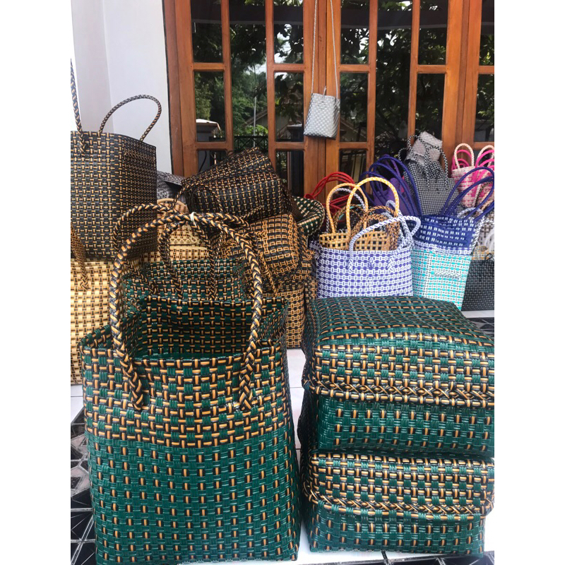Tas anyaman jali keben pejati bali set 2/Tas anyaman plasti jali premium