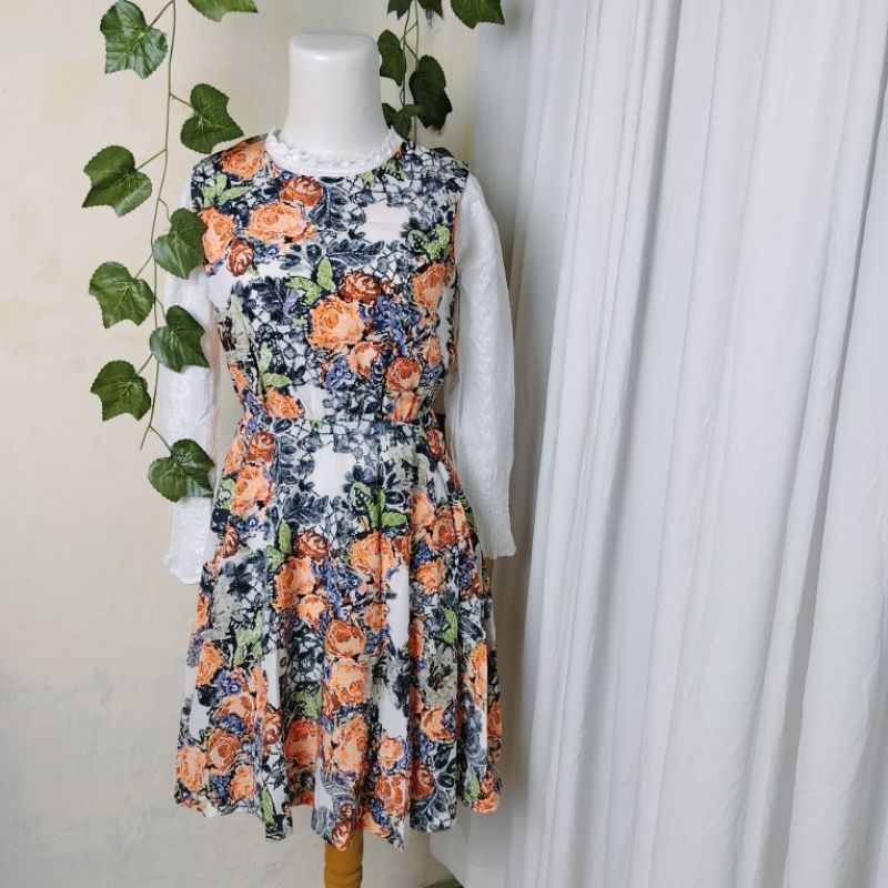 Preloved P❤️ Mantan Bukan Baru FL34 W. W Story dress wanita putih orange biru navy dongker birdong s