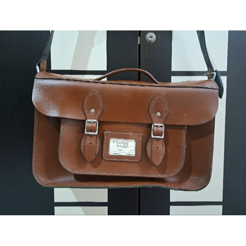 Tas selempang The Leather Satchel preloved