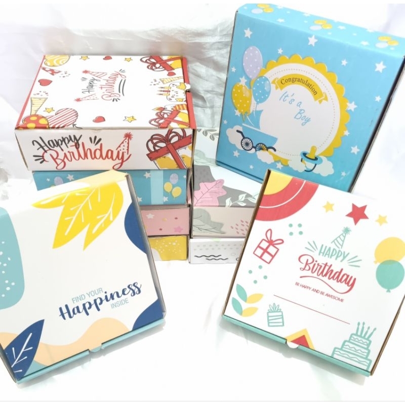 

kardus hampers tebal box motif baby girl and boy ukuran 24x24x7 cm dan 21x21x5 cm