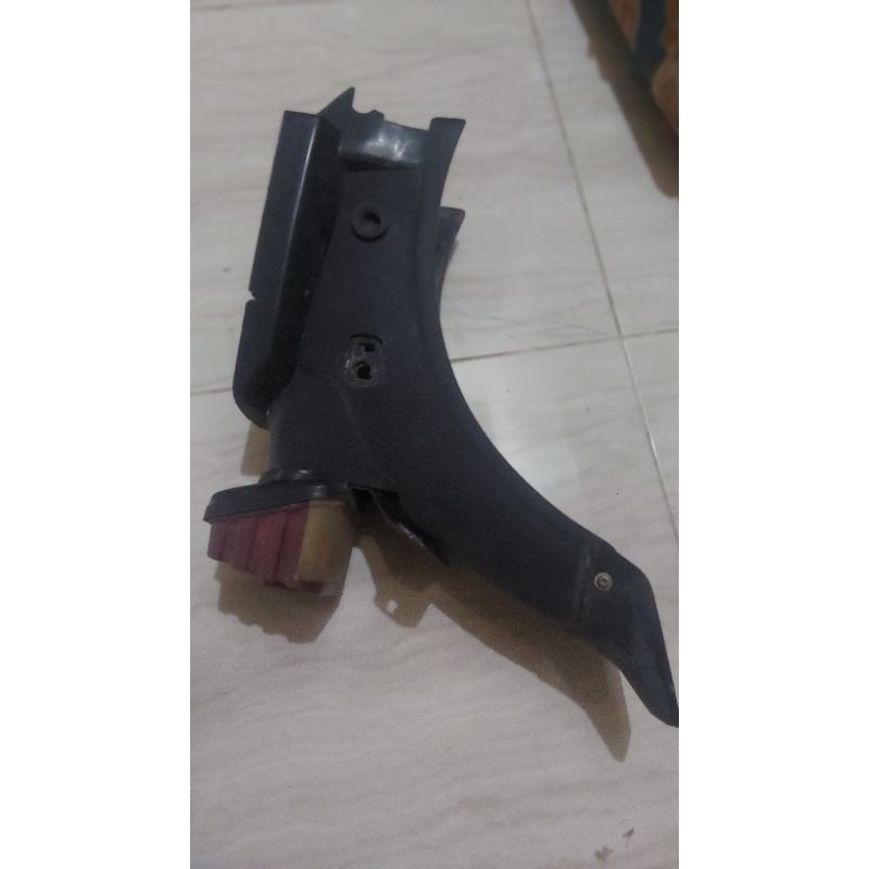 spakbor belakang supercup c700