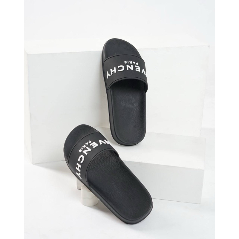GIVENCHY LOGO SLIDE SANDAL BLACK