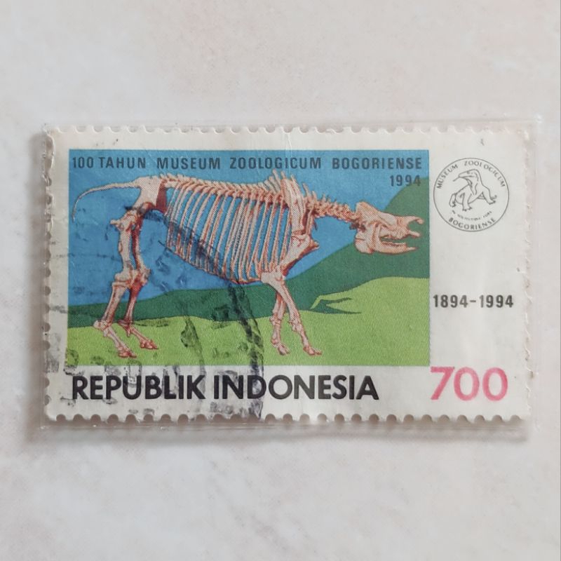 

(AD) Perangko Indonesia 1994 100 Tahun Museum Zoologicum Bogoriense 700 rupiah Used