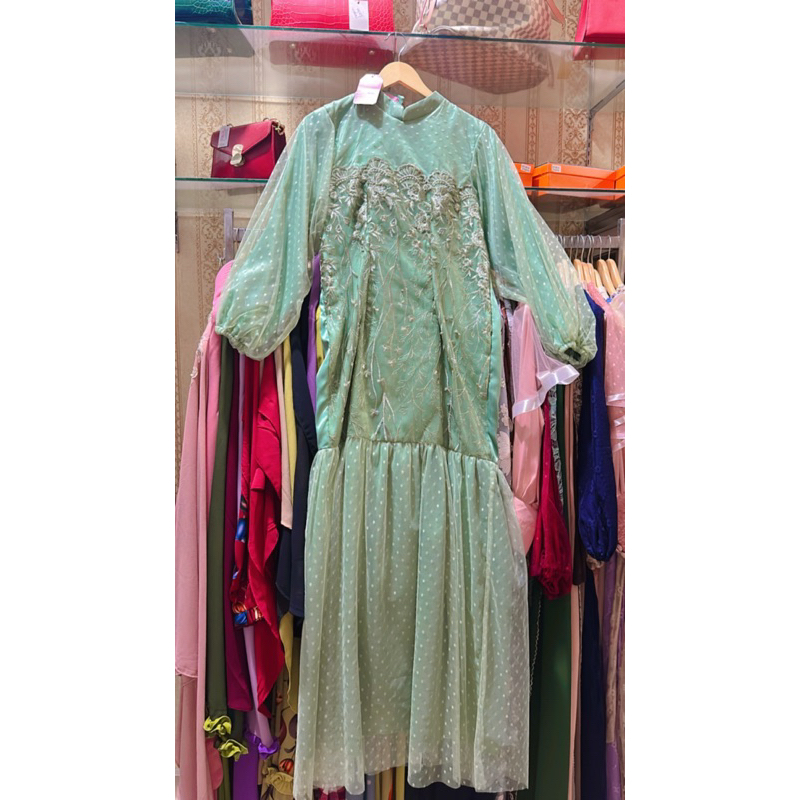 Dress Pesta Brokat Sage Green fit to LD 100cm Cantik