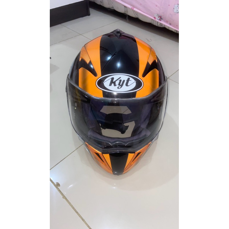 preloved helm full face KYT