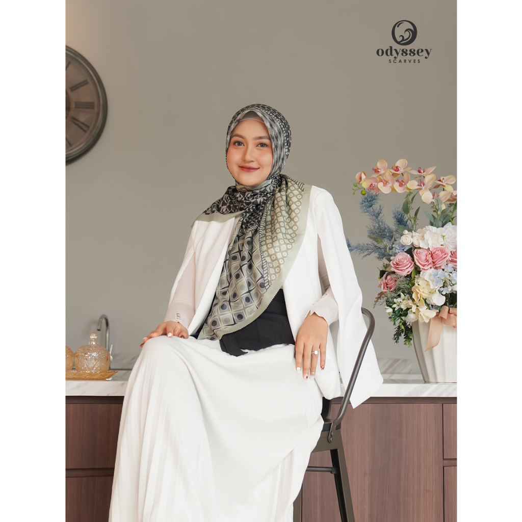 Hijab Segiempat - Monogram Scarf Sage - Odyssey