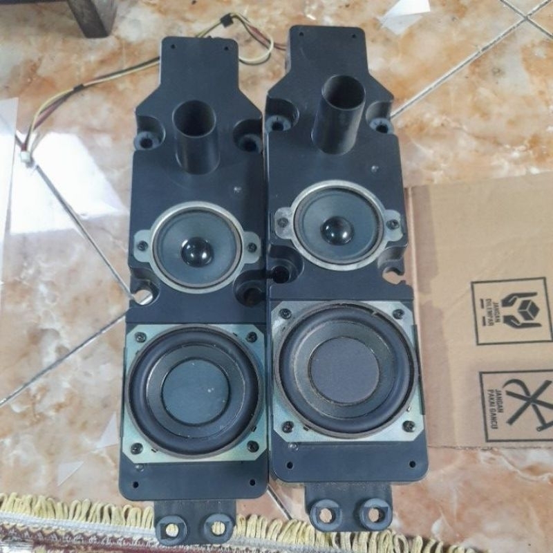 Speaker tv led SHARP 32 inch full bass LC32DX888I