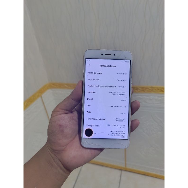 hp second layak pake Xiaomi redmi note 5a ram 4/64