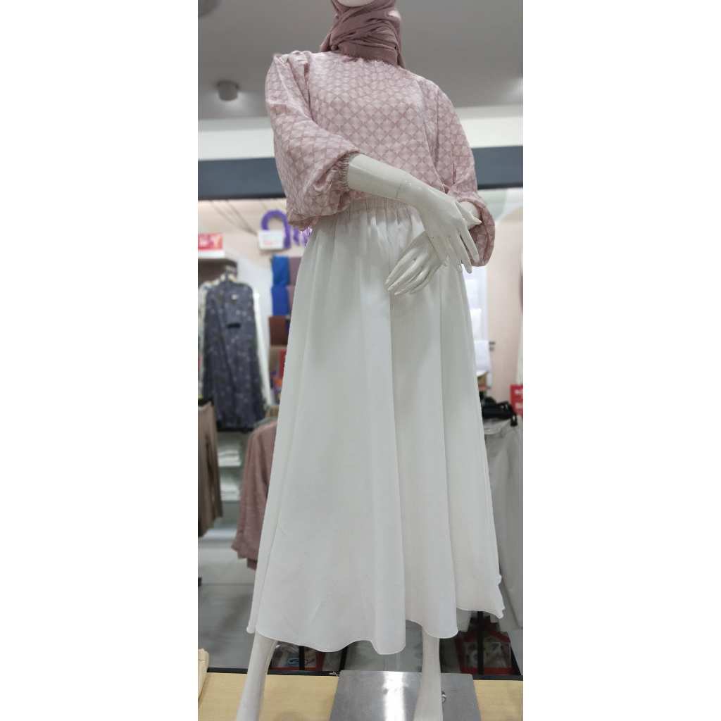 Rok merk Annisa ori matahari