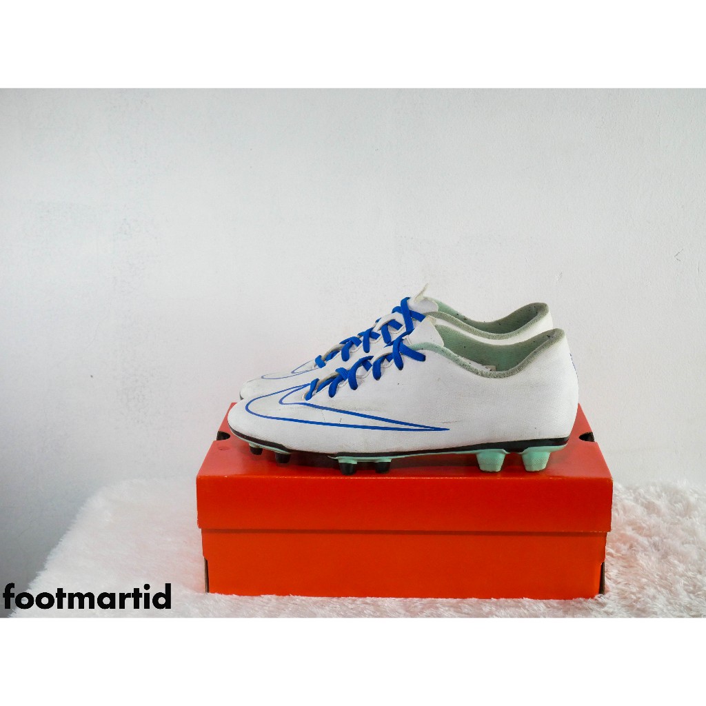 Sepatu Bola Nike Mercurial 658575-101 Second Original