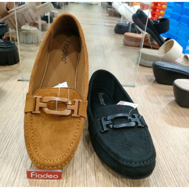 Sepatu flat wanita ringan merk FLADEO