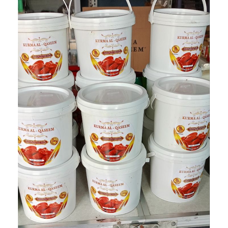 

kurma ember