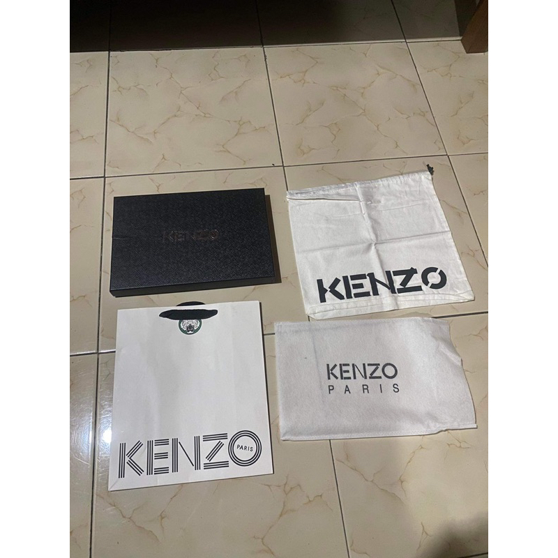 KENZO Tiger Clutch