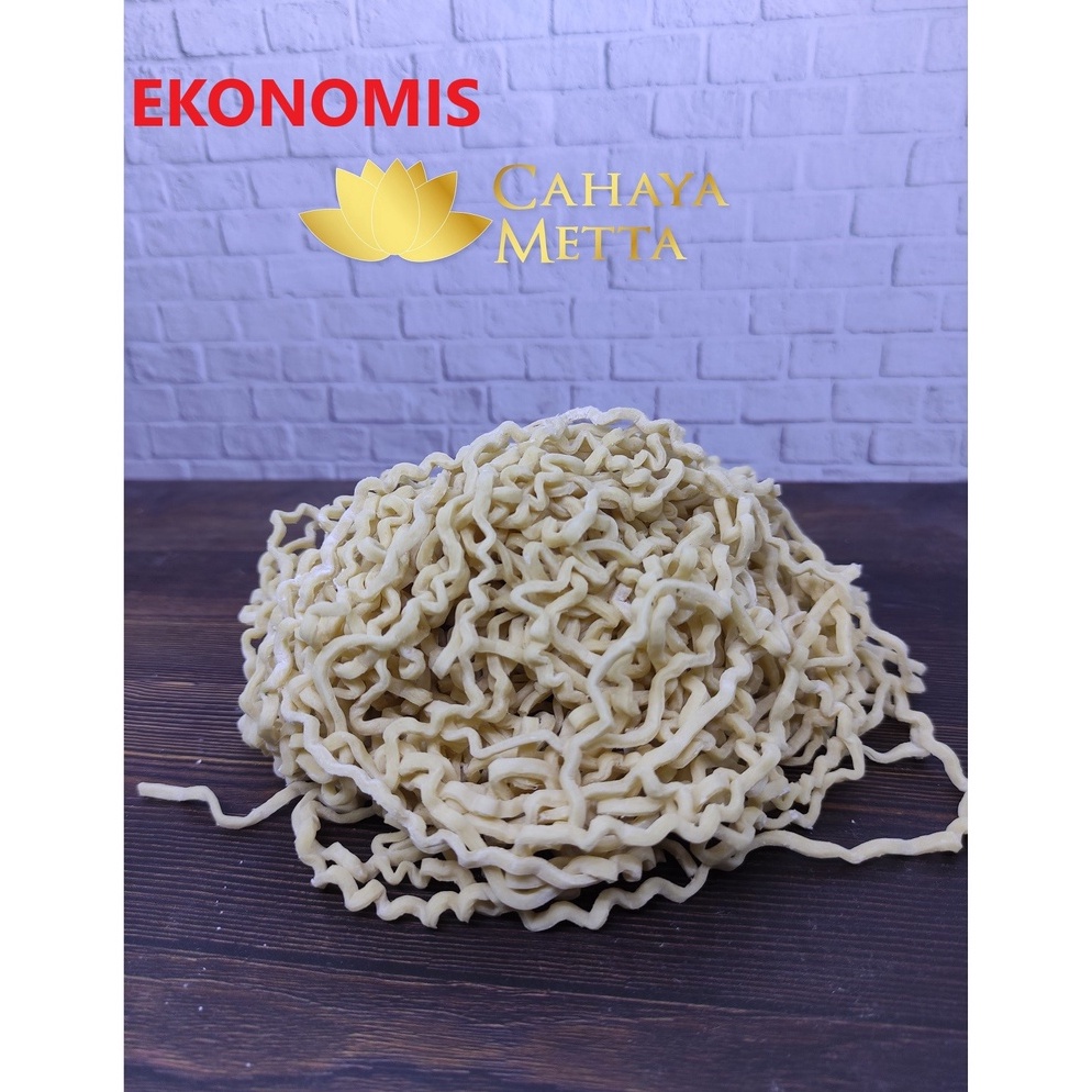 

READY STOK Mie Mentah Bakmi Ayam Keriting Tanpa Telur 1 kg