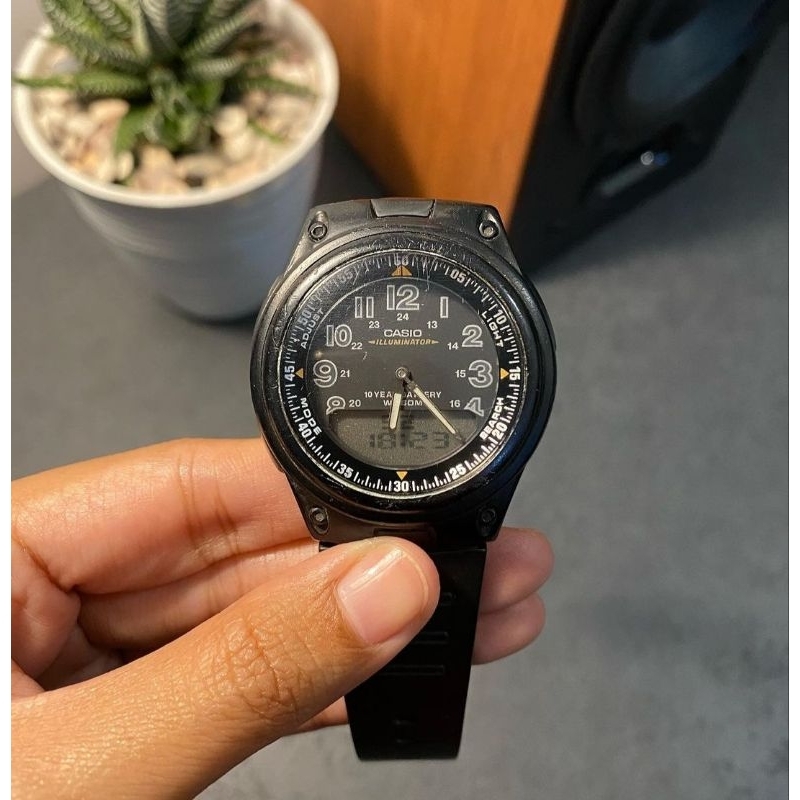 CASIO AW80 ILLUMINATOR