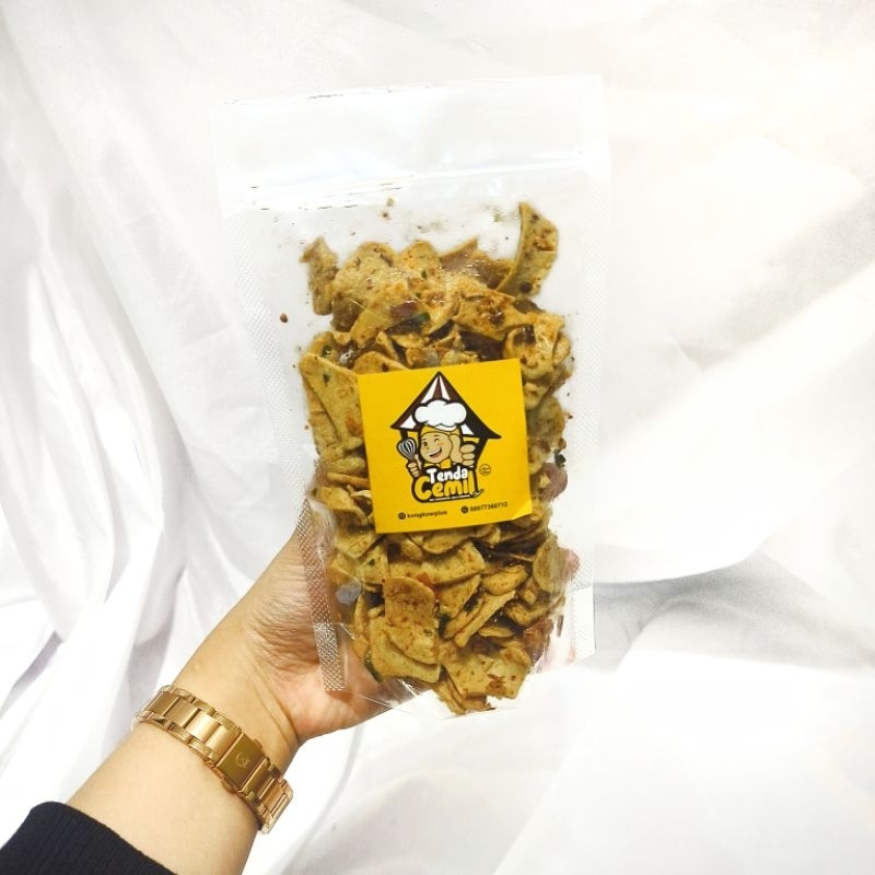

BASRENG CHILI OIL DAUN JERUK VIRAL BASRENG PEDES GURIH KRIUK BANYAK VARIAN RASA 150 GRAM