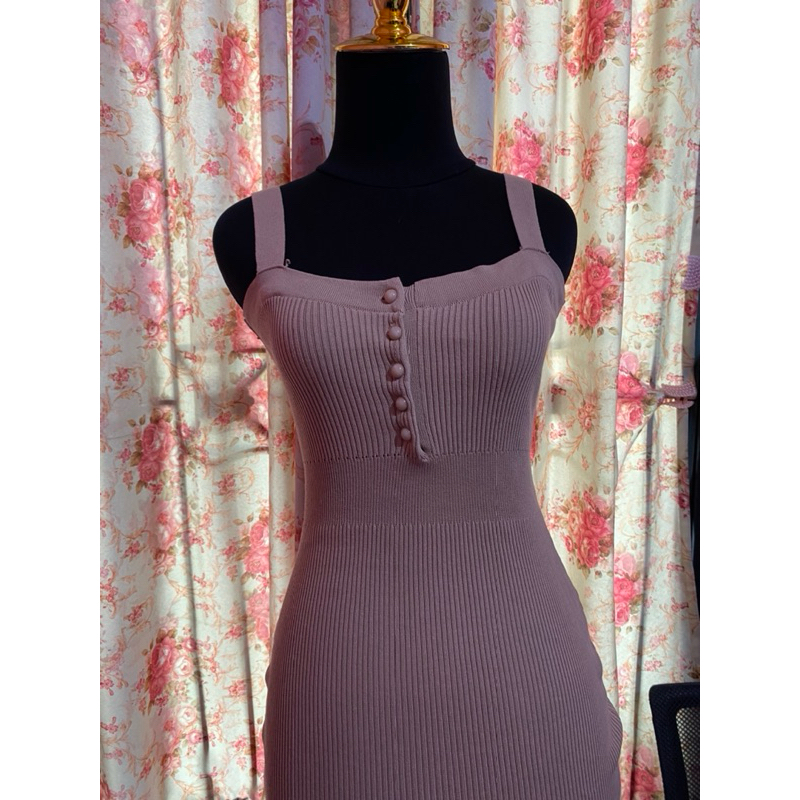 Knit Dress kancing hidup warna Nude