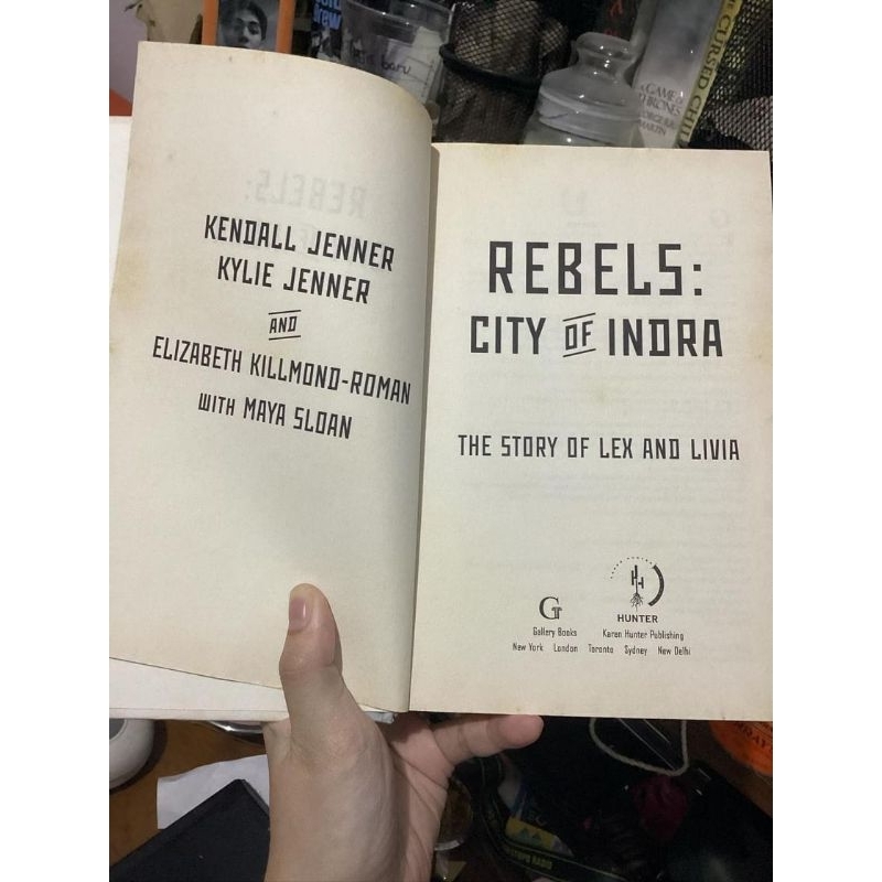 Preloved Rebels: City of Indra Kendall Jenner Kylie Jener