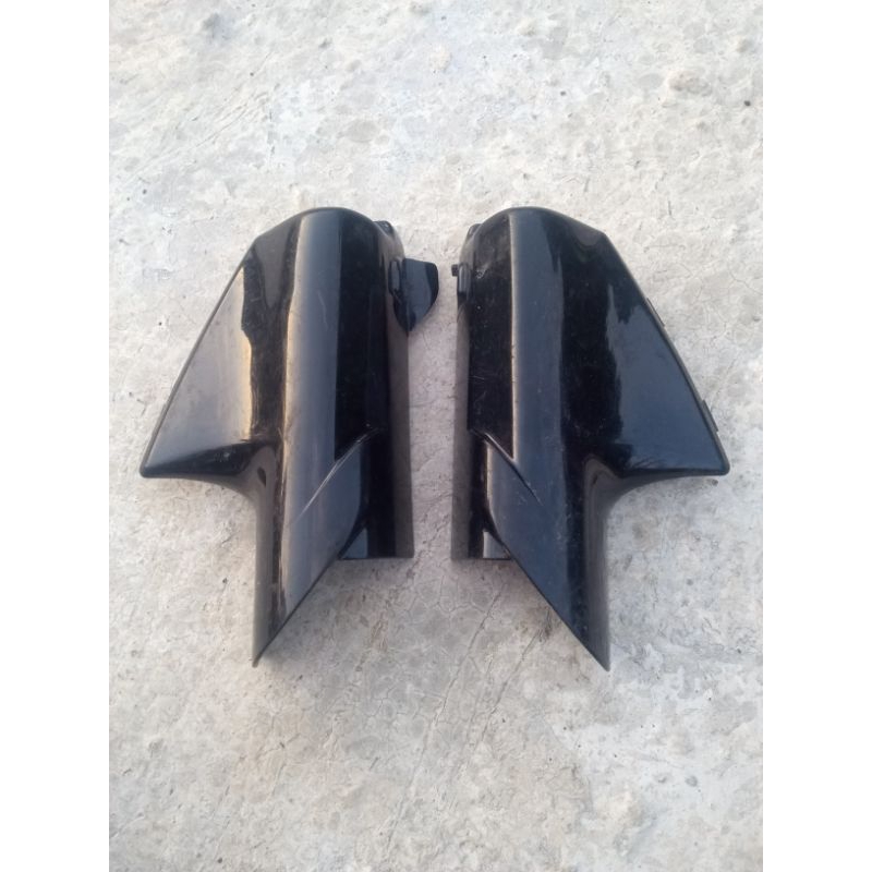 tutup slebor depan yamaha vega lama