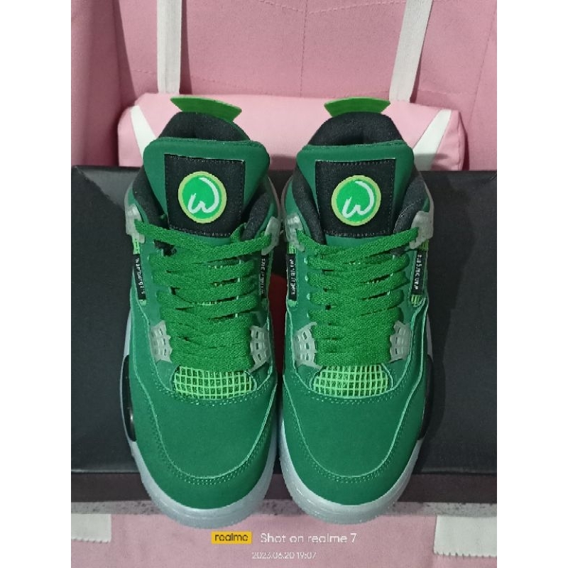 AIR JORDAN RETRO 4 WHALBURGER SIZE 42 SAMPLE TAG PROMO EDITION