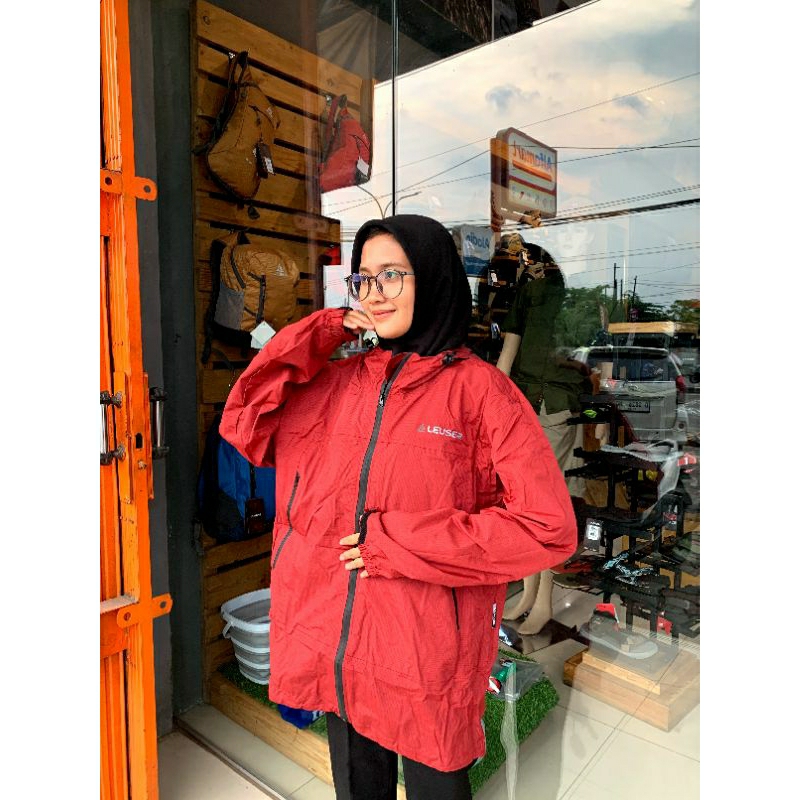 RAIN JAKET LEUSER BERAU
