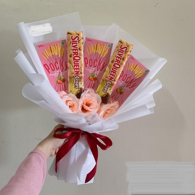 

Buket Coklat Campur (SILVERQUEEN 28 gr + POCKY) /Buket Wisuda/Ultah/Hari Guru/Valentine