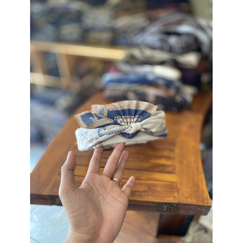 UDENG BATIK PUTIH SEMI TULIS LEMBARAN