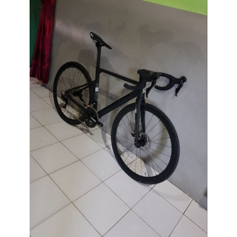 roadbike colnago carbon rim brake