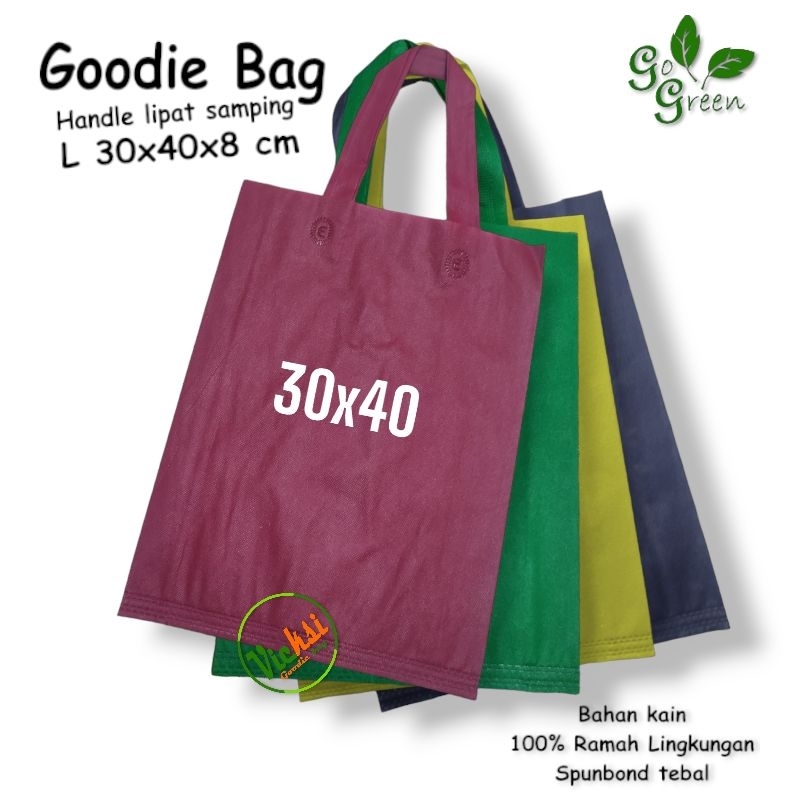 

Tas Kain Spunbond Goodie bag Besar Polos Tali Ukuran L= 30x40x10 Kantong Belanja Lipat Sebaguna Goodybag Hampers Souvenir Dus Nasi Kotak Mika Hantaran Hajatan Kemasan Bingkisan Sembako Haul Besek Yasinan Berkat Tasyakuran Aqiqah Paperbag Santunan Murah