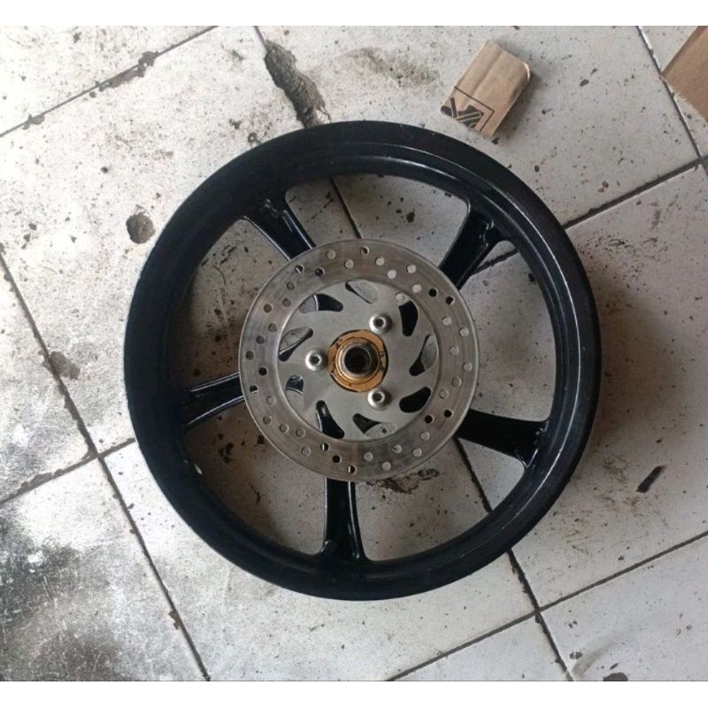 VELG DEPAN MIO Z TAPAK LEBAR