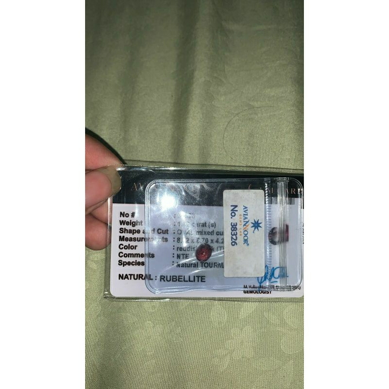 Batu Permata Natural Rubellite Tourmaline dengan Memo