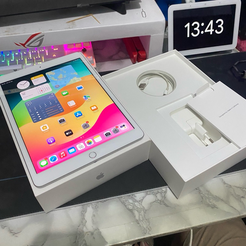 IPAD 7 32Gb Ex iBox Silver Fullset Mulus No Minus