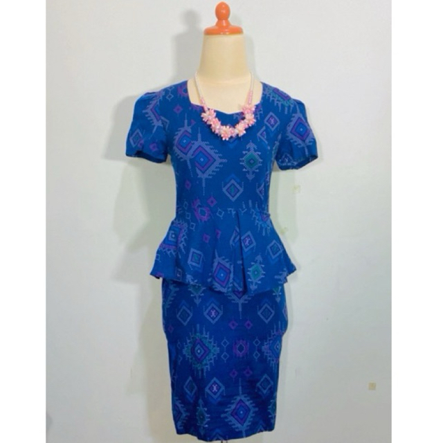 Dress batik formal motif abstrak bahan katun prima cocok untuk kerja atau kantor seragam model peplu