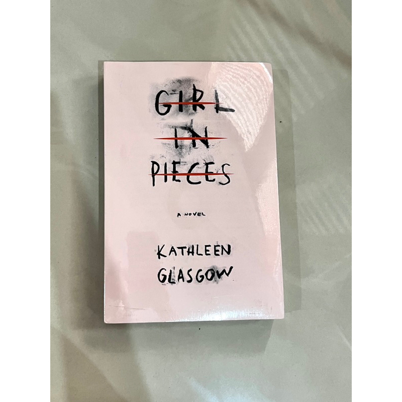 Novel Impor — Girl In Pieces