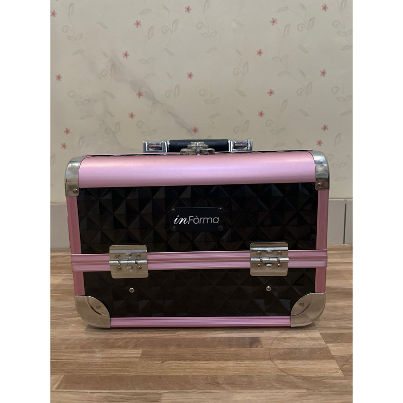 INFORMA BEAUTY CASE *masih sgt bagus like new*