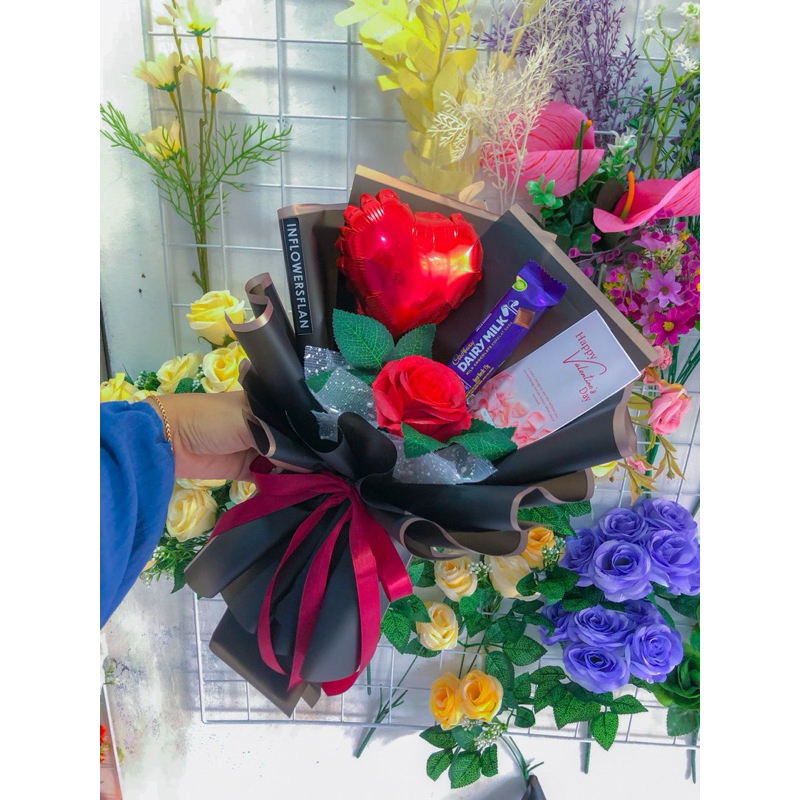 

Buket coklat Valentine Ready /Buket coklat Murah/ Kado Valentine