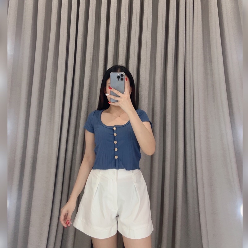 Baju Atasan Wanita - Everlyn Button Crop Top - Crop Top Korea Kancing
