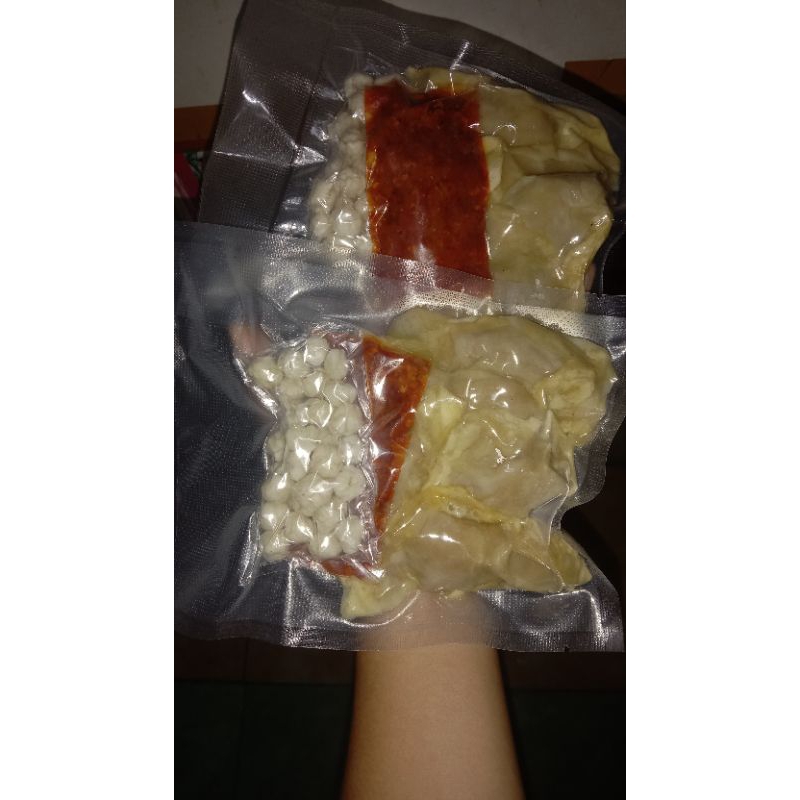 

pangsit kuah seblak