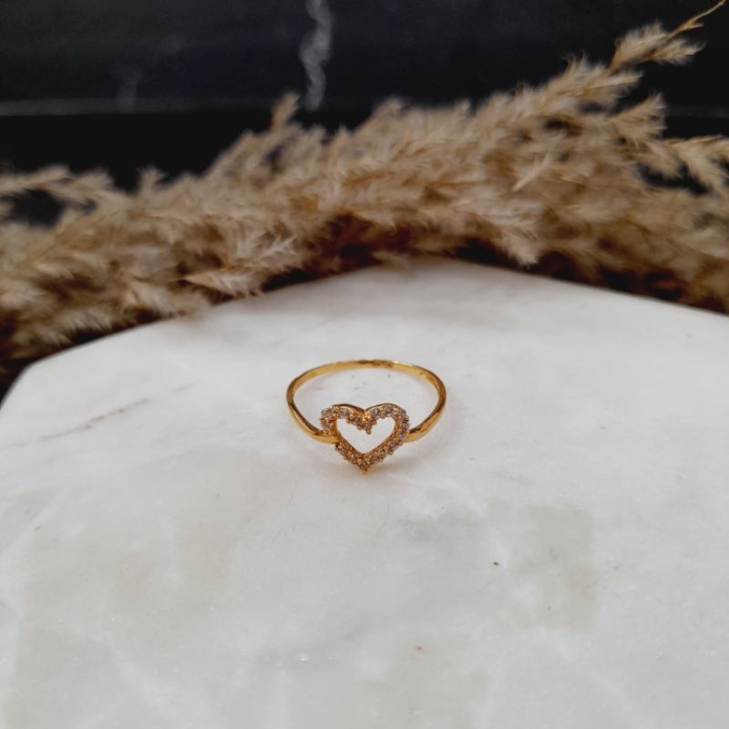 Cincin Emas Love Mata
