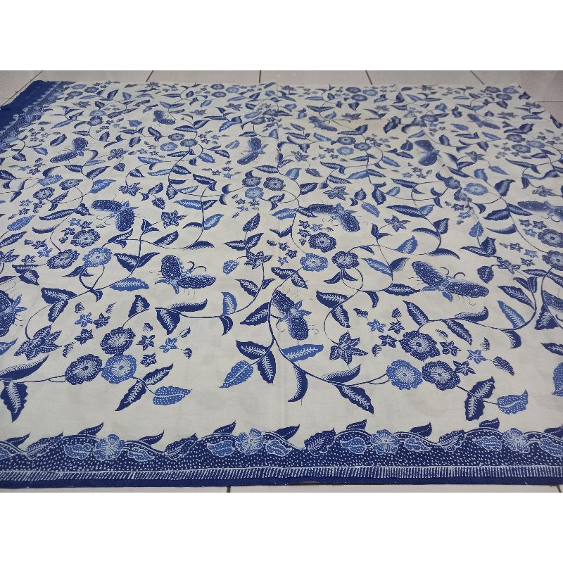 kain batik katun tulis warna dasar putih