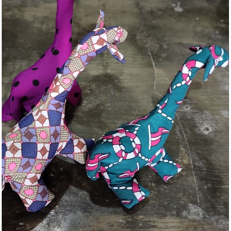 BONEKA DINO ISI PASIR KHAS BALI