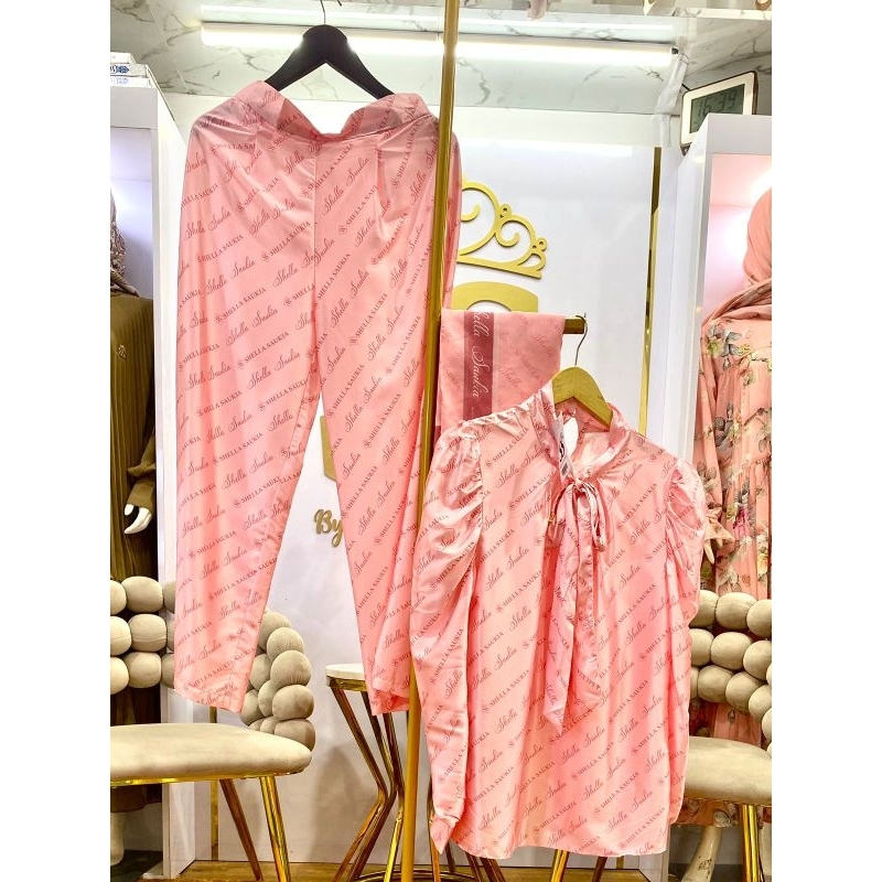 Setcel pink by shella saukiah