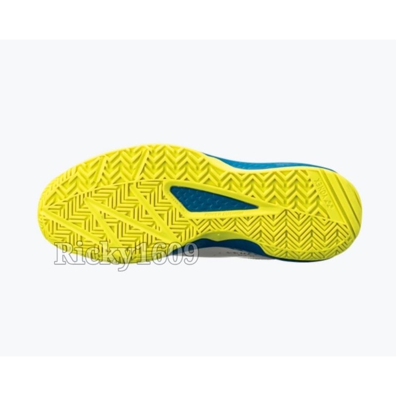 Big Sale Sepatu Tenis Yonex Lumio 4 - Power Cushion - Original Yonex