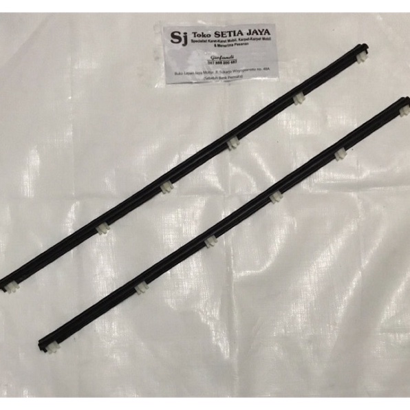 Pelipit kaca kijang kapsul  kijang super  kijang grand