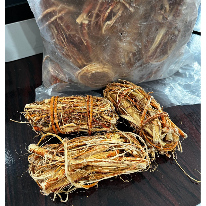 

Wu Zhi Mao Tao Gen/ Radix Fici Simplicissimae / Niu Nai Gen 100gr