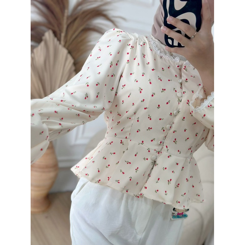 BEBE FLORAL TOP - PEPLUM TOP - BLOUSE MOTIF BUNGA