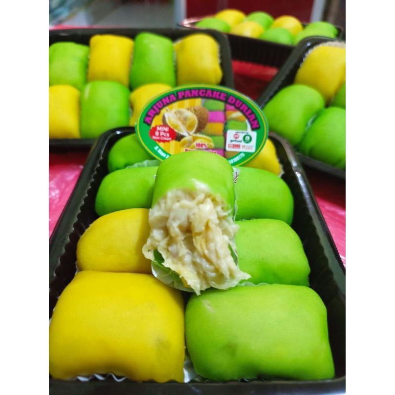 

PANCAKE DURIAN PREMIUM TANPA CREAM FULL DURIAN ASLI KEMASAN MINI 8 PCS