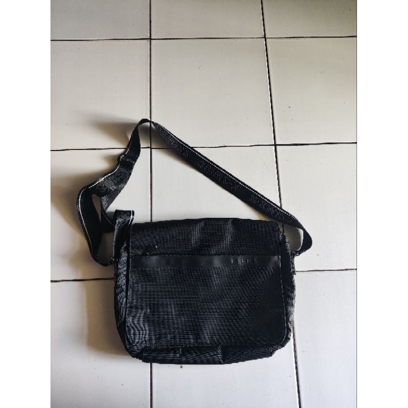 Tas slempang KSWISS original