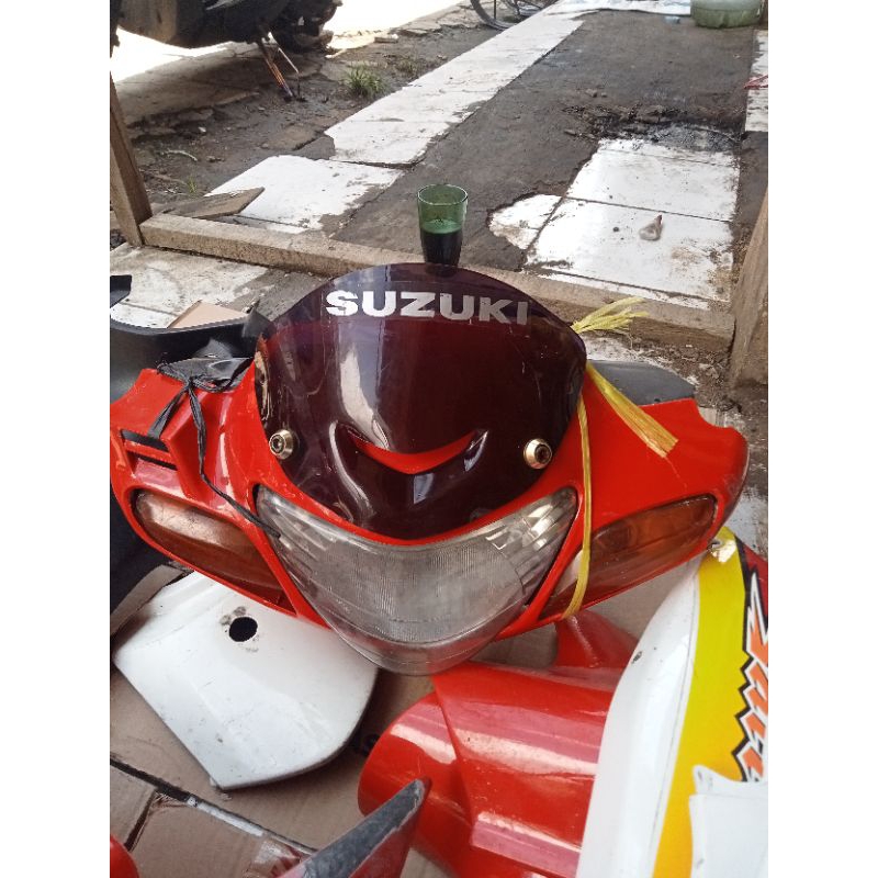 full body satria hiu 2 tak original copotan motor scen masih layak pakai