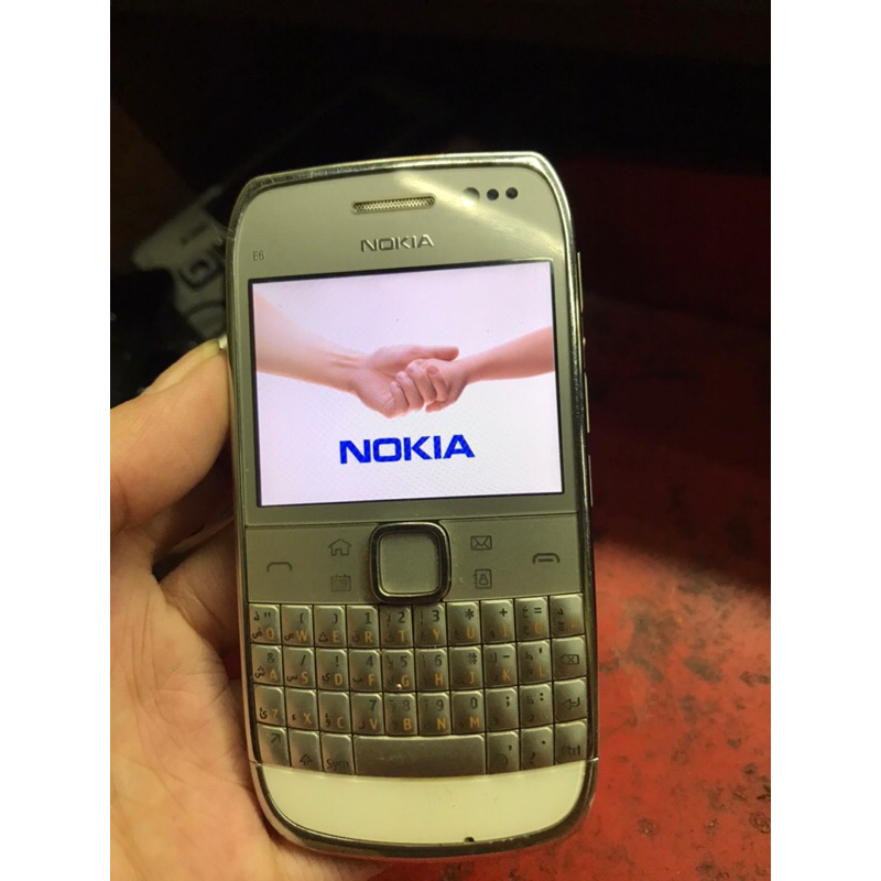 Hp Nokia E6-00 RM-609 RAM 256MB ROM 8GB Mesin Normal - Minus Imei Terblokir